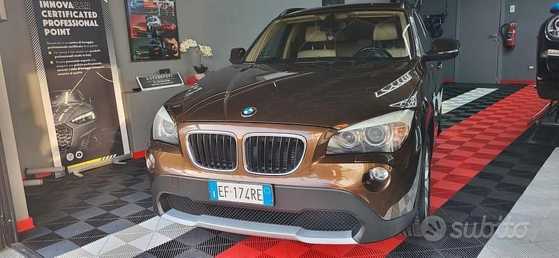 Usata BMW X1 143 CV (105 kW) 2011 Marrakeshbraun metallic SUV