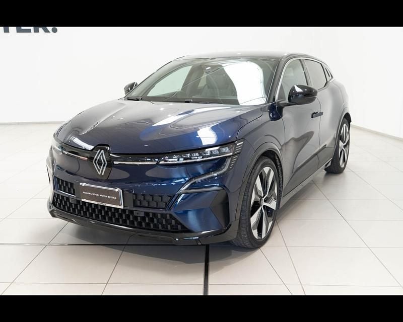 Usata Renault Mégane 55 kW (75 CV) 2023 Bic. blu marine / tetto nero SUV