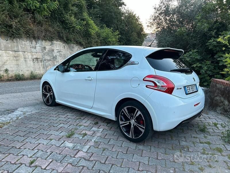 Usata Peugeot 208 GTi 200 CV (147 kW) 2013 Bianco Utilitaria