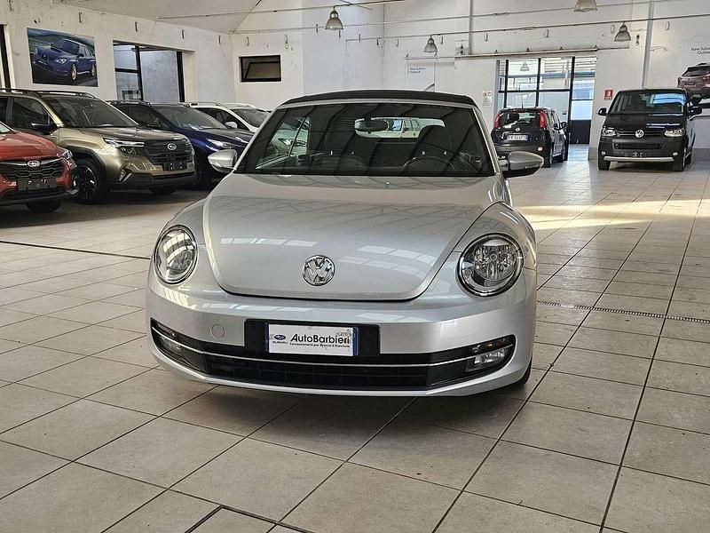 Käytetty VW Beetle Cabriolet Design 105 HP (77 kW) 2014 Hopea Avoauto