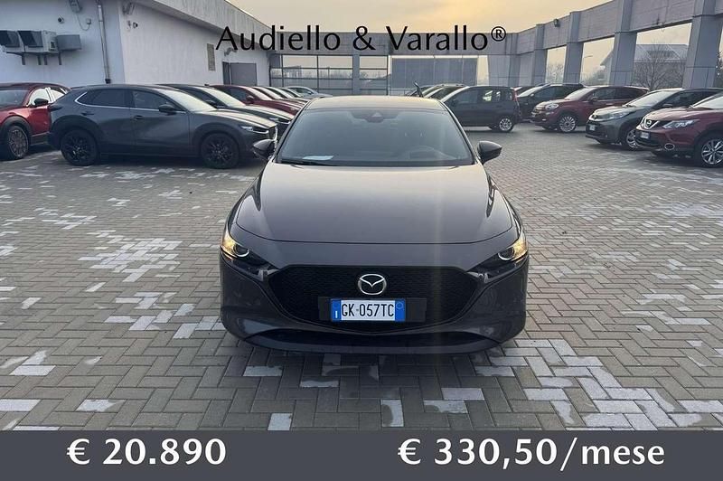 Usata Mazda 3 Homura-Line 122 CV (89 kW) 2022 Grigio Berlina