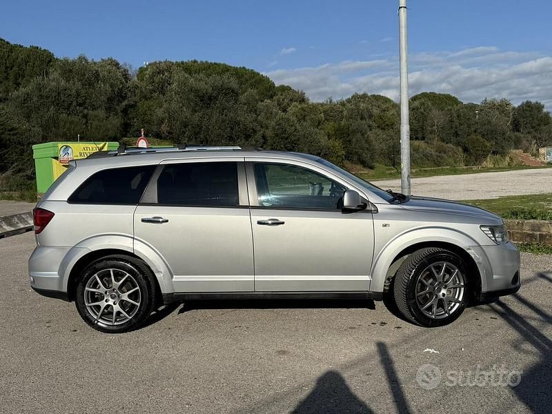 Usata Fiat Freemont Lounge 140 CV (102 kW) 2013 Grigio SUV