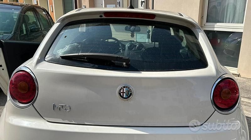 Usata Alfa Romeo MiTo 90 CV (66 kW) 2014 Bianco Utilitaria