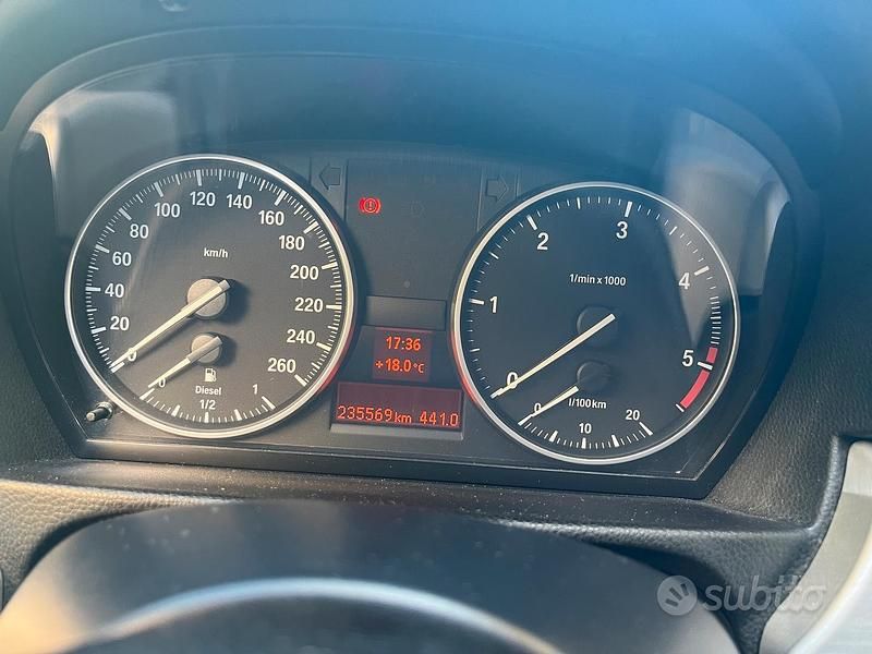 Usata BMW 330 245 CV (180 kW) 2008 Grigio Station wagon