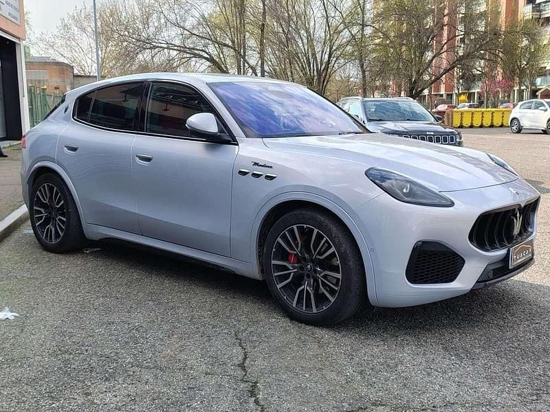 Usata Maserati Grecale 330 CV (242 kW) 2022 Blu/azzurro SUV