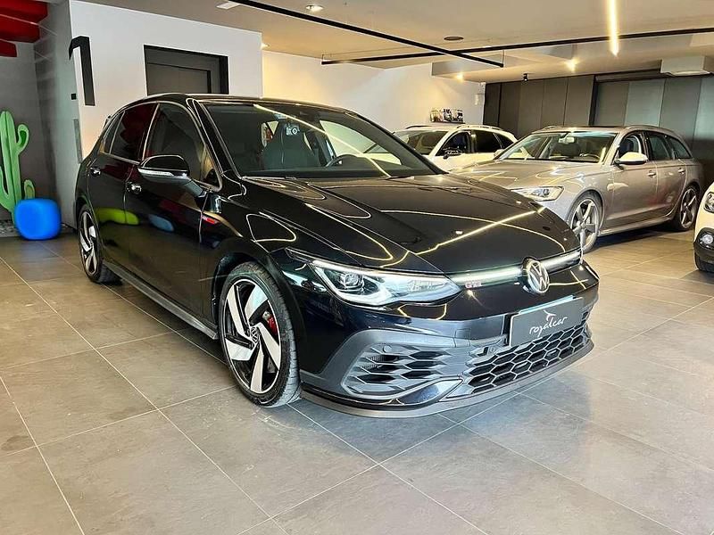 Usata VW Golf VIII GTI 300 CV (220 kW) 2022 Nero Berlina