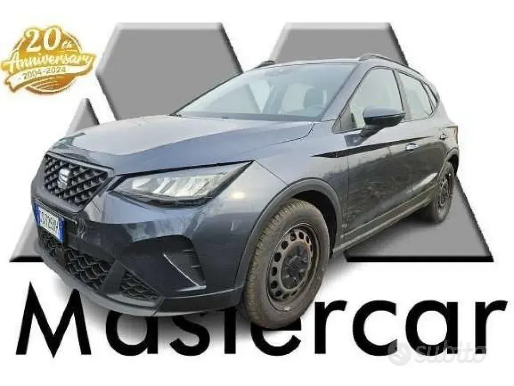 Usata Seat Arona 95 CV (69 kW) 2024 Grigio SUV