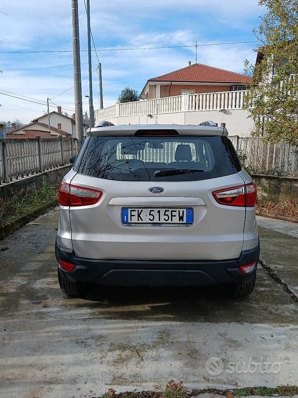 Usata Ford Ecosport 95 CV (69 kW) 2016 Grigio SUV