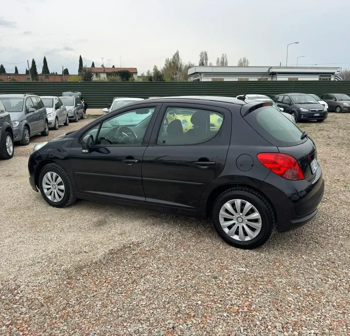 Usata Peugeot 207 Sport 73 CV (53 kW) 2009 Nero Berlina