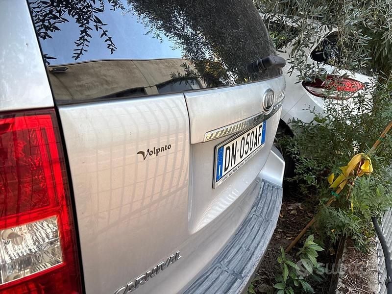 Usata Kia Carnival 185 CV (136 kW) 2008 Grigio Monovolume