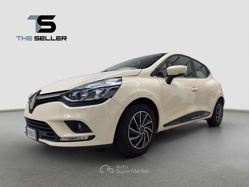 Beige Usata 2018 Renault Clio IV Tre volumi | 7500 € (Ottimo prezzo) - Immagine 1/3