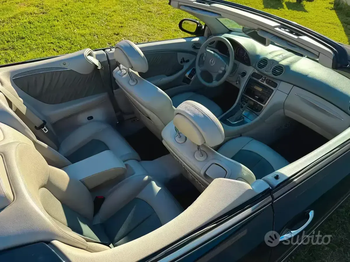 Usata Mercedes CLK320 Avantgarde 218 CV (160 kW) 2003 Nero Cabrio
