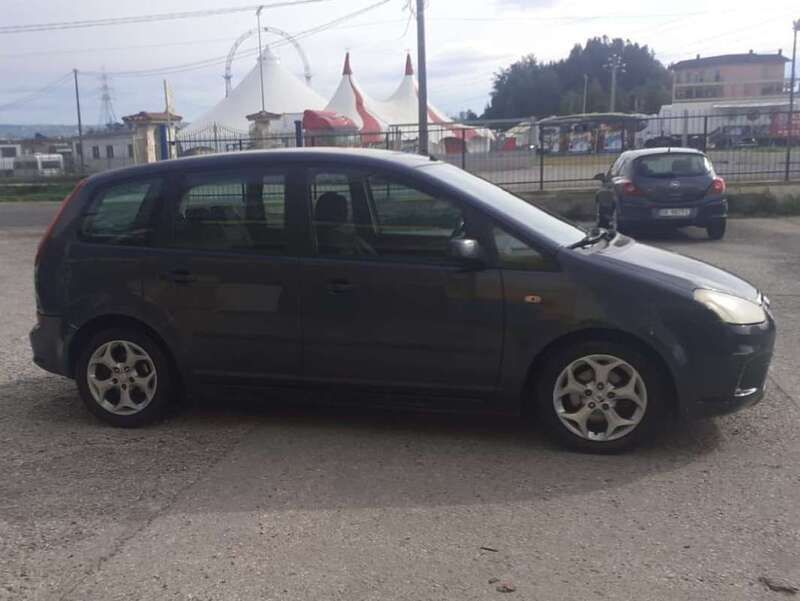 Grigio Usata 2008 Ford C-MAX Titanium Monovolume | 2800 € (Buon prezzo) - Immagine 1/4