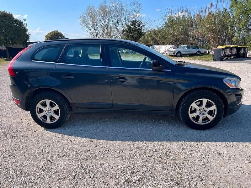 Usata Volvo XC60 Summum 214 CV (157 kW) 2012 Nero SUV