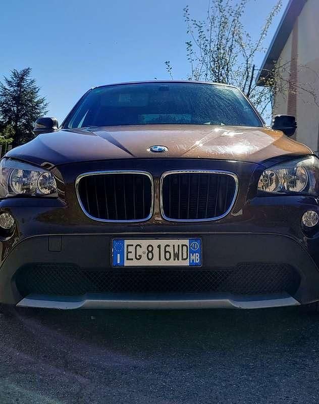 Usata BMW X1 143 CV (105 kW) 2011 Marrone SUV