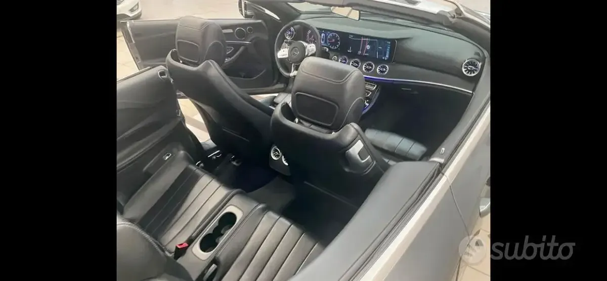 Usata Mercedes E200 AMG 184 CV (135 kW) 2019 Grigio Cabrio