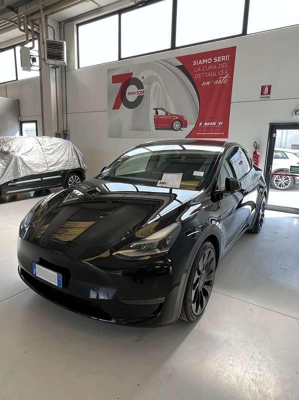 Usata Tesla Model Y Performance 155 kW (211 CV) 2023 SUV