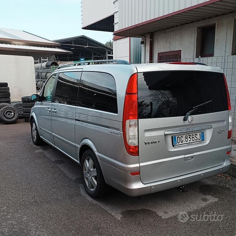 Begagnad Mercedes Viano 204 HK (150 kW) 2007 Grå Minibuss