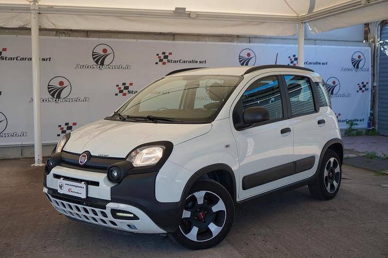 Usata Fiat Panda Cross Cross 70 CV (51 kW) 2022 Bianco Utilitaria