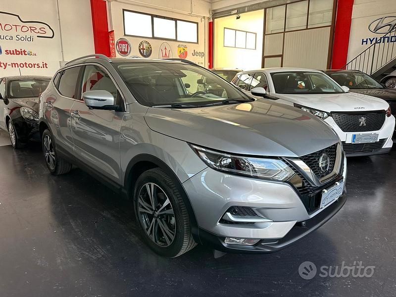 Usata Nissan Qashqai N-Connecta 150 CV (110 kW) 2019 Grigio SUV