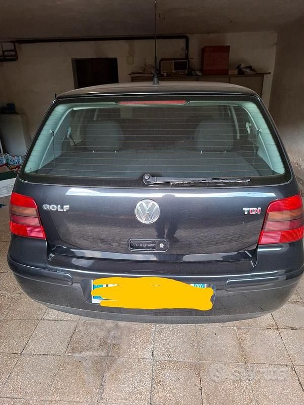 Usata VW Golf IV 130 CV (95 kW) 2003 Nero Berlina