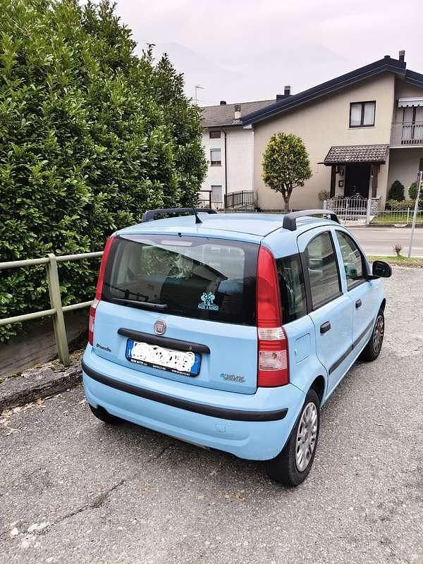 Usata Fiat Panda Active 77 CV (56 kW) 2011 Blu/azzurro Utilitaria