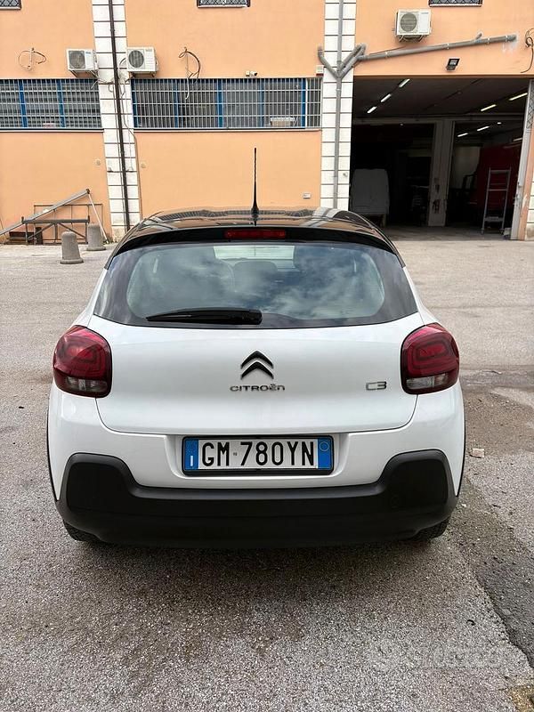 Usata Citroën C3 102 CV (75 kW) 2023 Bianco Utilitaria