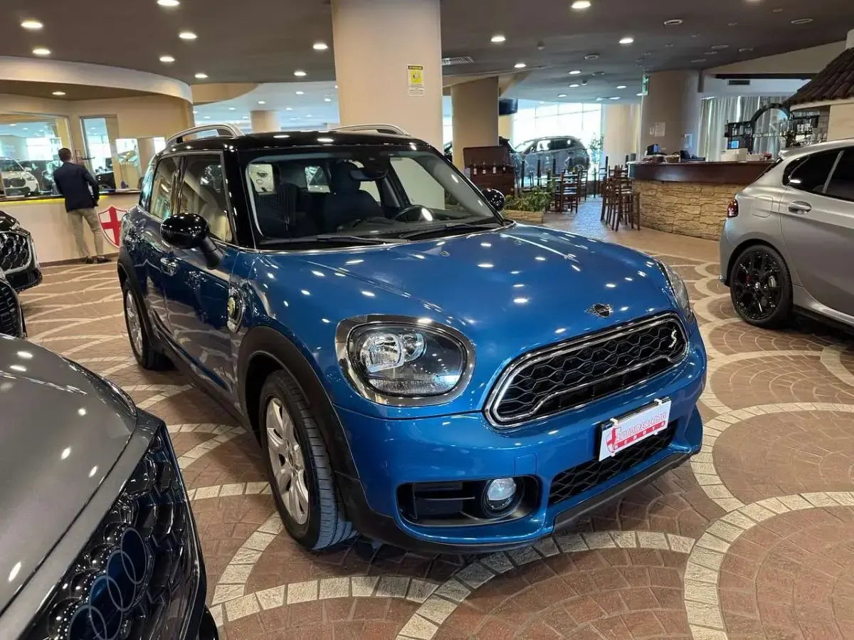 Usata Mini Cooper S Countryman 136 CV (100 kW) 2018 Blu/azzurro SUV