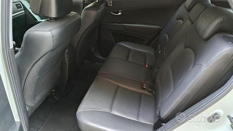 Usata Ssangyong (KGM) Korando 175 CV (128 kW) 2011 Bianco SUV