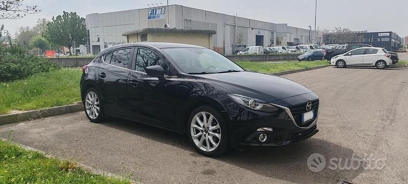 Usata Mazda 3 Exceed 105 CV (77 kW) 2017 Nero Berlina