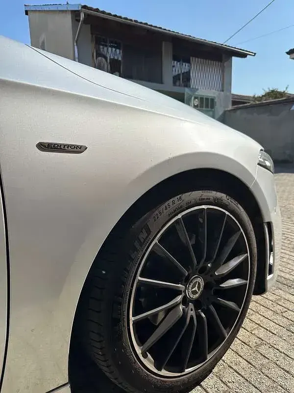 Usata Mercedes 200 Premium 150 CV (110 kW) 2022 Argento Berlina