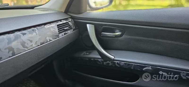 Usata BMW 318 140 CV (102 kW) 2008 Nero Station wagon