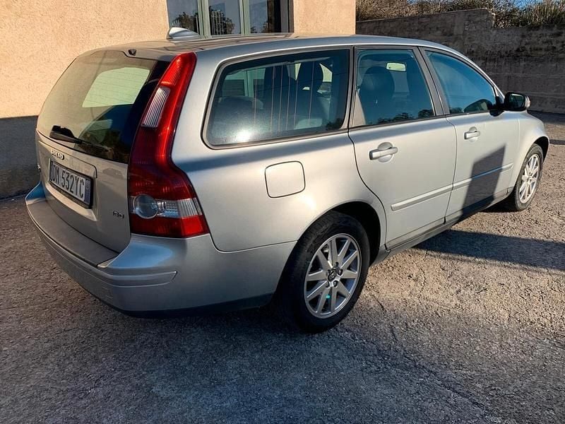 Usata Volvo V50 Summum 108 CV (79 kW) 2008 Argento Station wagon