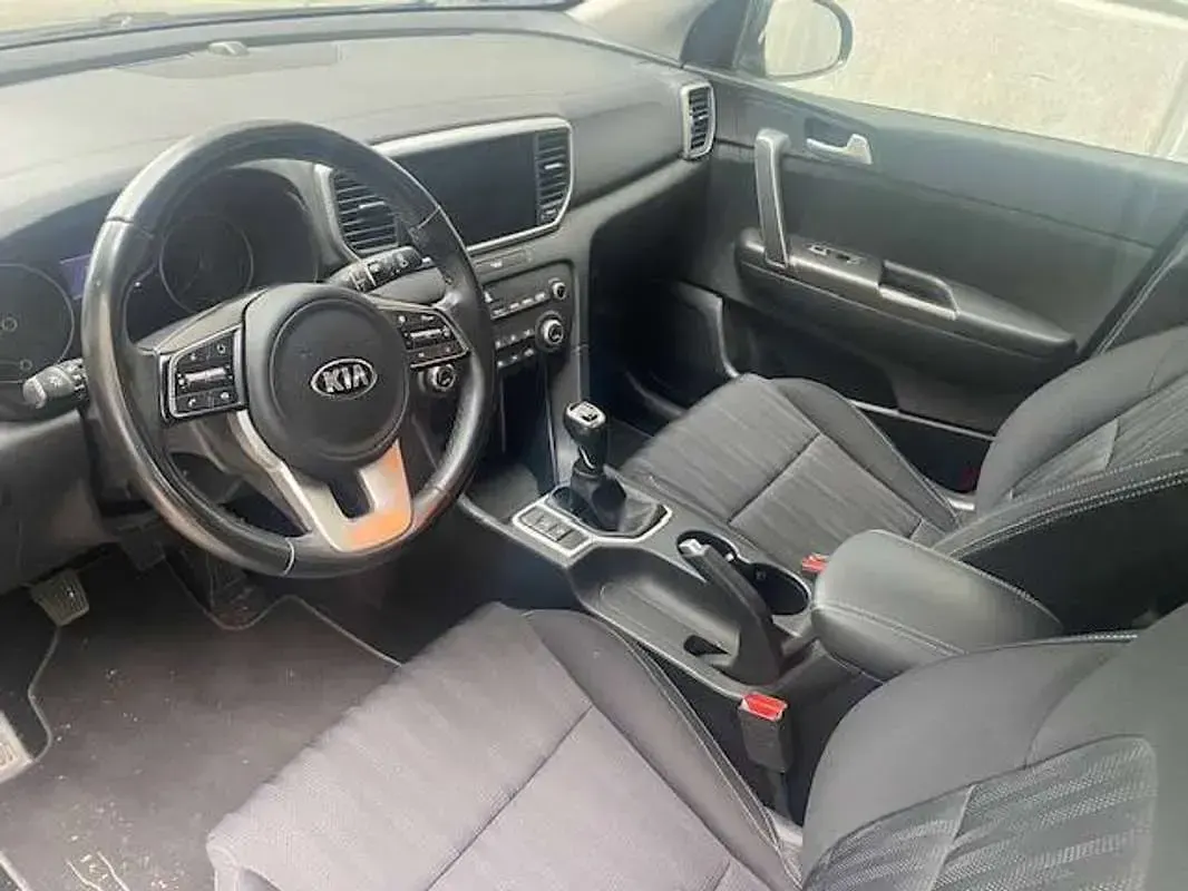 Usata Kia Sportage 116 CV (85 kW) 2021 Nero SUV