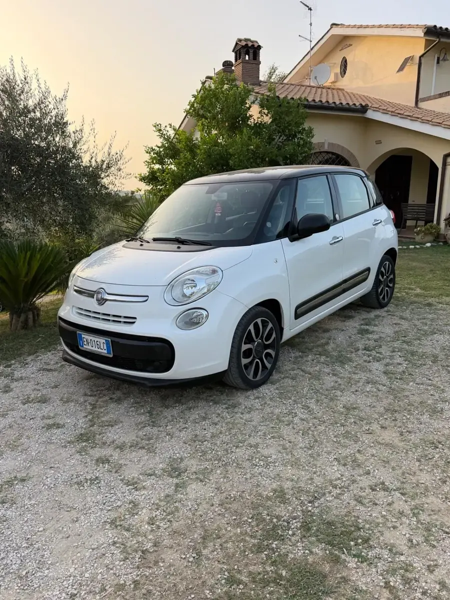 Usata Fiat 500L Lounge 85 CV (62 kW) 2013 Monovolume