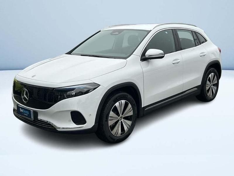 Bianco Usata 2024 Mercedes EQA300 Advanced SUV | 32.900 € (Super prezzo) - Immagine 1/4