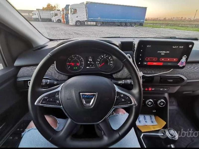 Usata Dacia Jogger Extreme 101 CV (74 kW) 2022 Bianco Monovolume