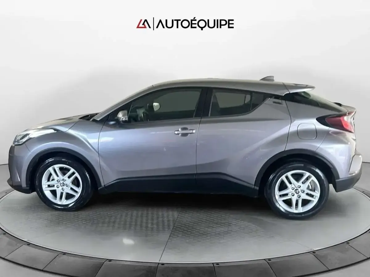 Usata Toyota C-HR Active 122 CV (89 kW) 2020 Grigio SUV