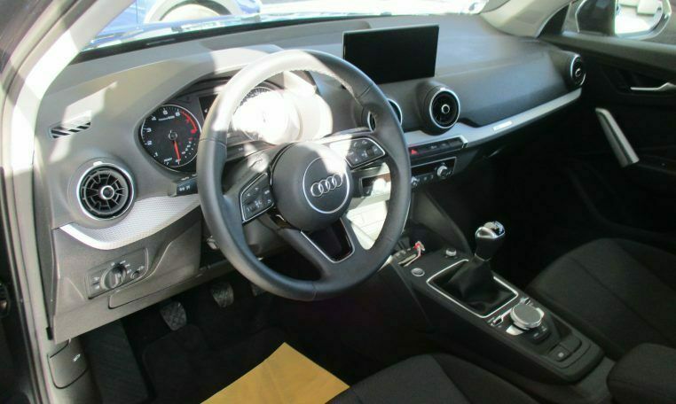 Usata Audi Q2 Admired 110 CV (80 kW) 2021 Grigio SUV