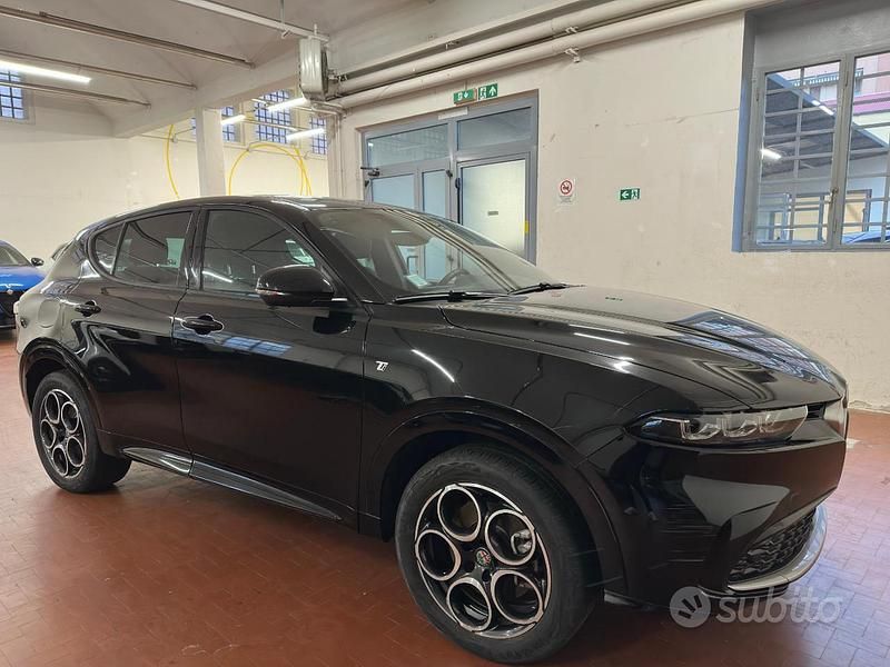 Usata Alfa Romeo Tonale 280 CV (205 kW) 2024 Nero SUV