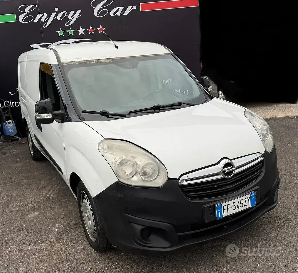 Usata Opel Combo 120 CV (88 kW) 2017 Bianco Monovolume