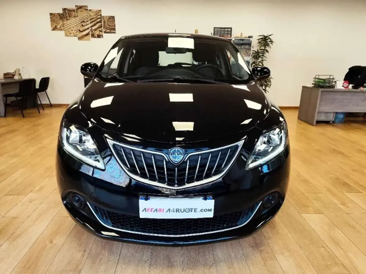 Usata Lancia Ypsilon S 69 CV (50 kW) 2022 Nero Utilitaria