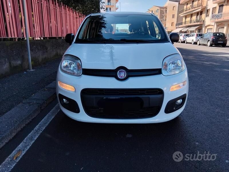 Usata Fiat Panda Easy 95 CV (69 kW) 2018 Bianco Utilitaria