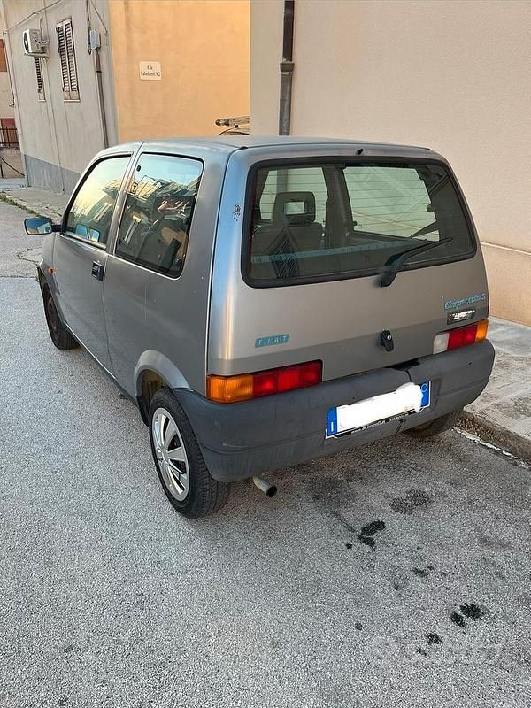 Usata Fiat Cinquecento 39 CV (28 kW) 1996 Grigio Utilitaria