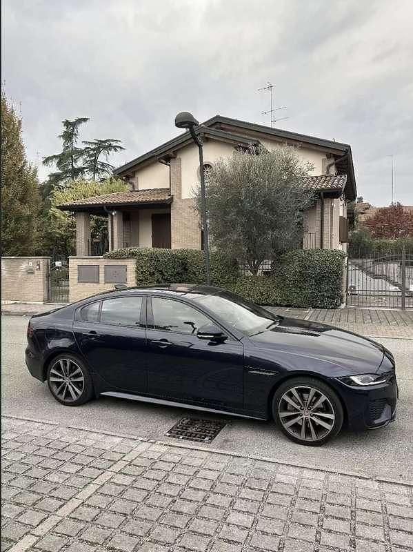 Usata Jaguar XE R-Dynamic 179 CV (131 kW) 2019 Berlina