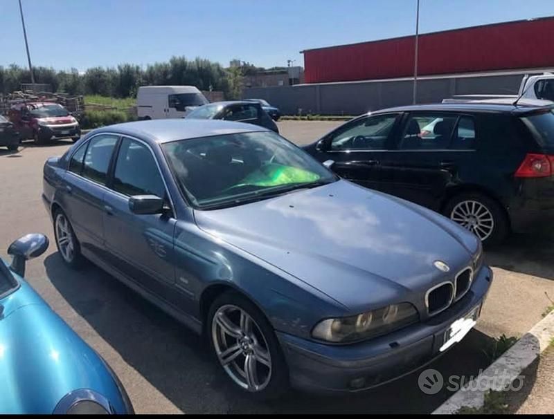 Usata BMW 530 200 CV (147 kW) 2000 Blu Berlina