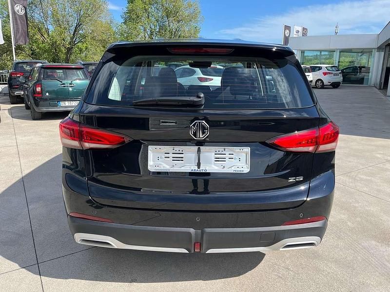 Nuova MG ZS 116 CV (85 kW) 2025 Nero Berlina