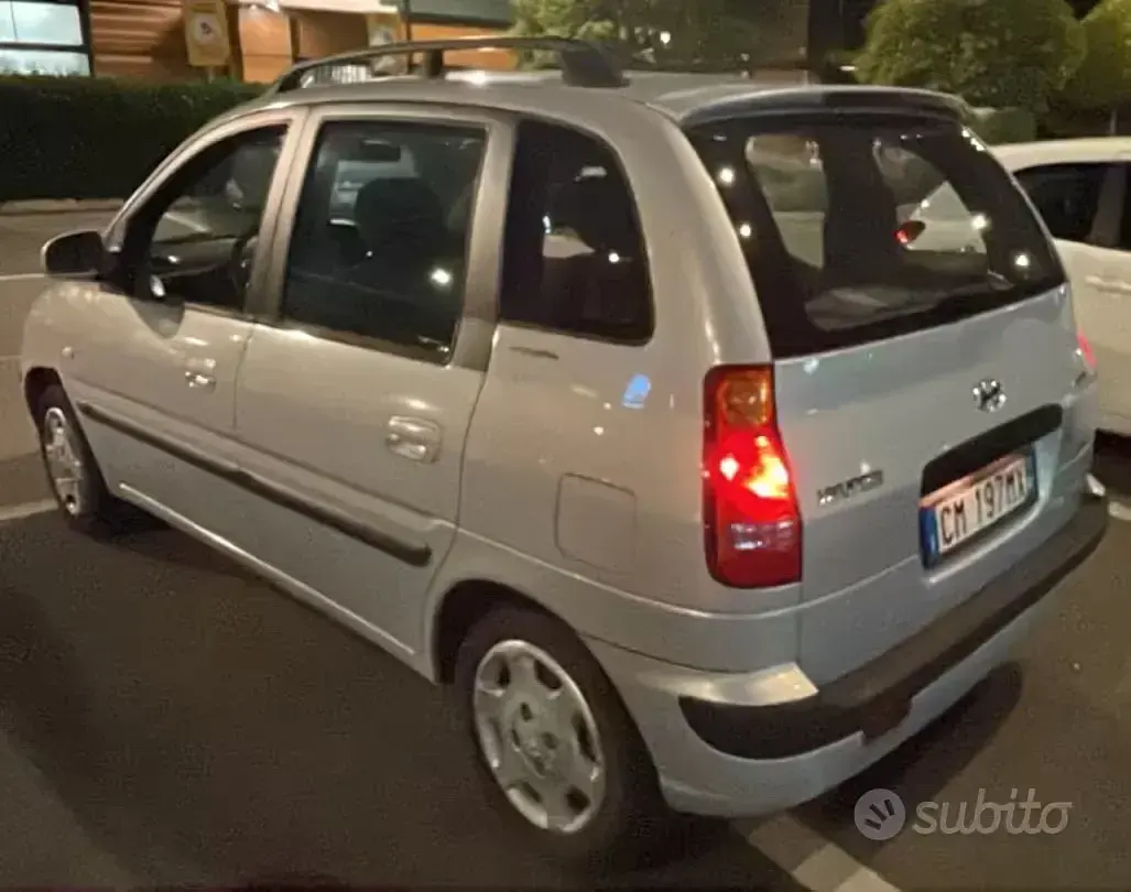 Usata Hyundai Matrix 103 CV (75 kW) 2004 Grigio Monovolume