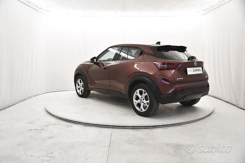 Usata Nissan Juke N-Connecta 114 CV (83 kW) 2021 Rosso SUV