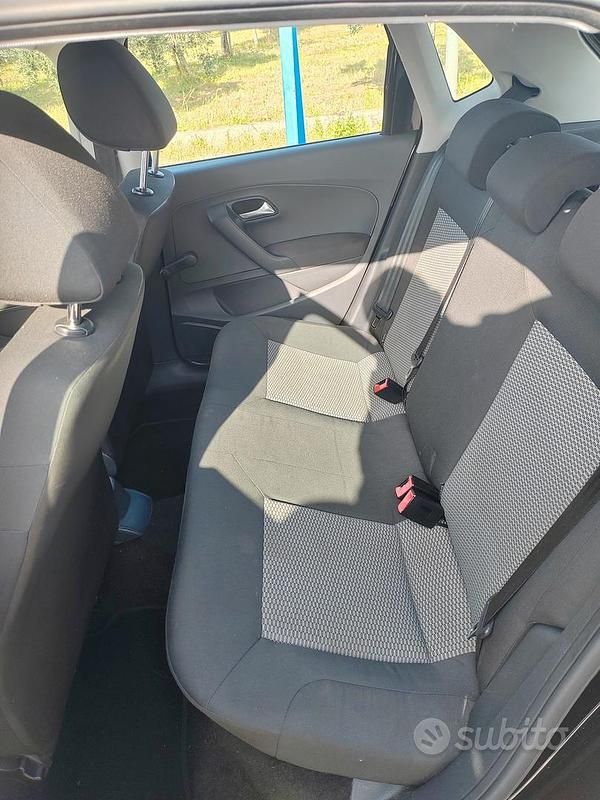 Usata VW Polo Comfortline 75 CV (55 kW) 2014 Nero Berlina